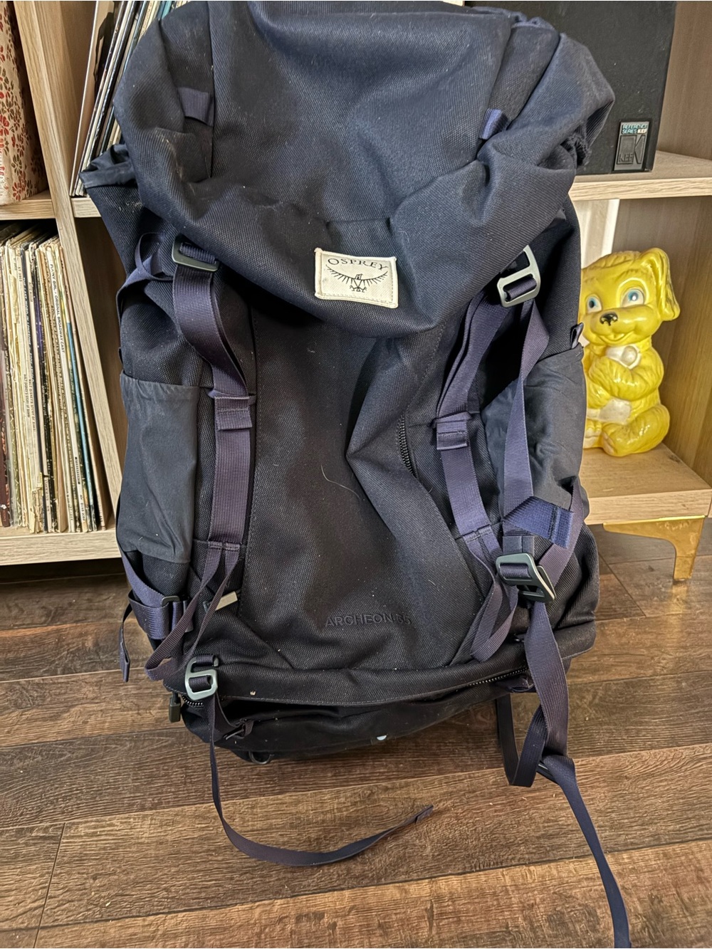 Osprey Women’s Archeon 65 Liter Backpacking Bag Daypack Navy Camping Small - Picture 4 of 9